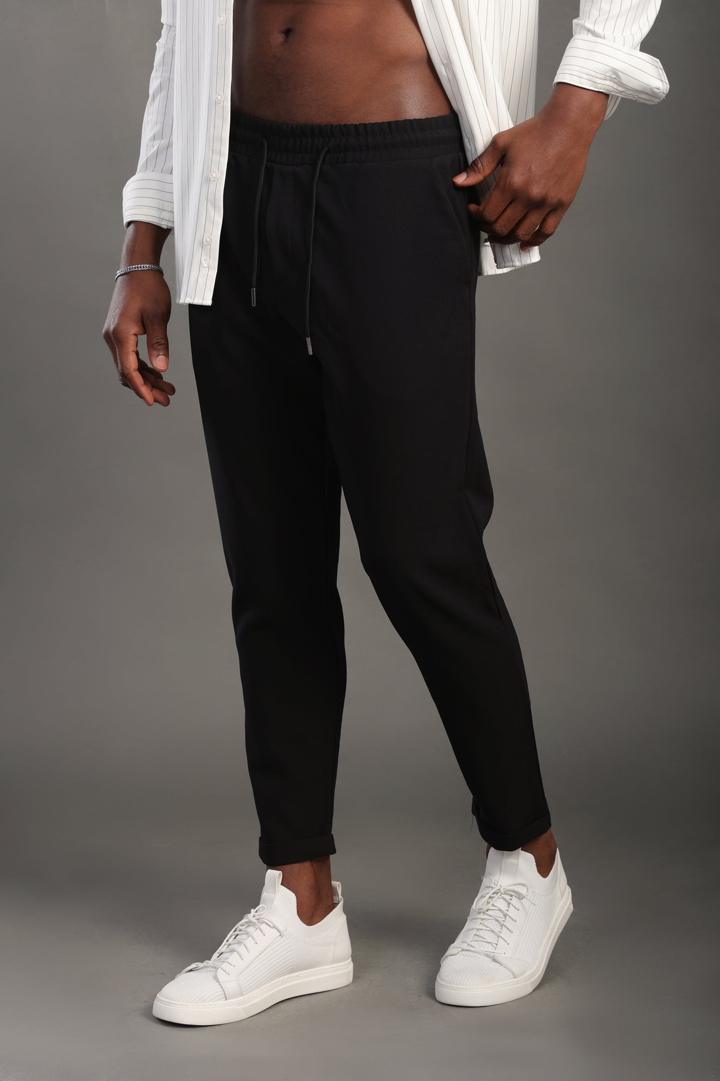 Men's Black Regular Fit Trousers