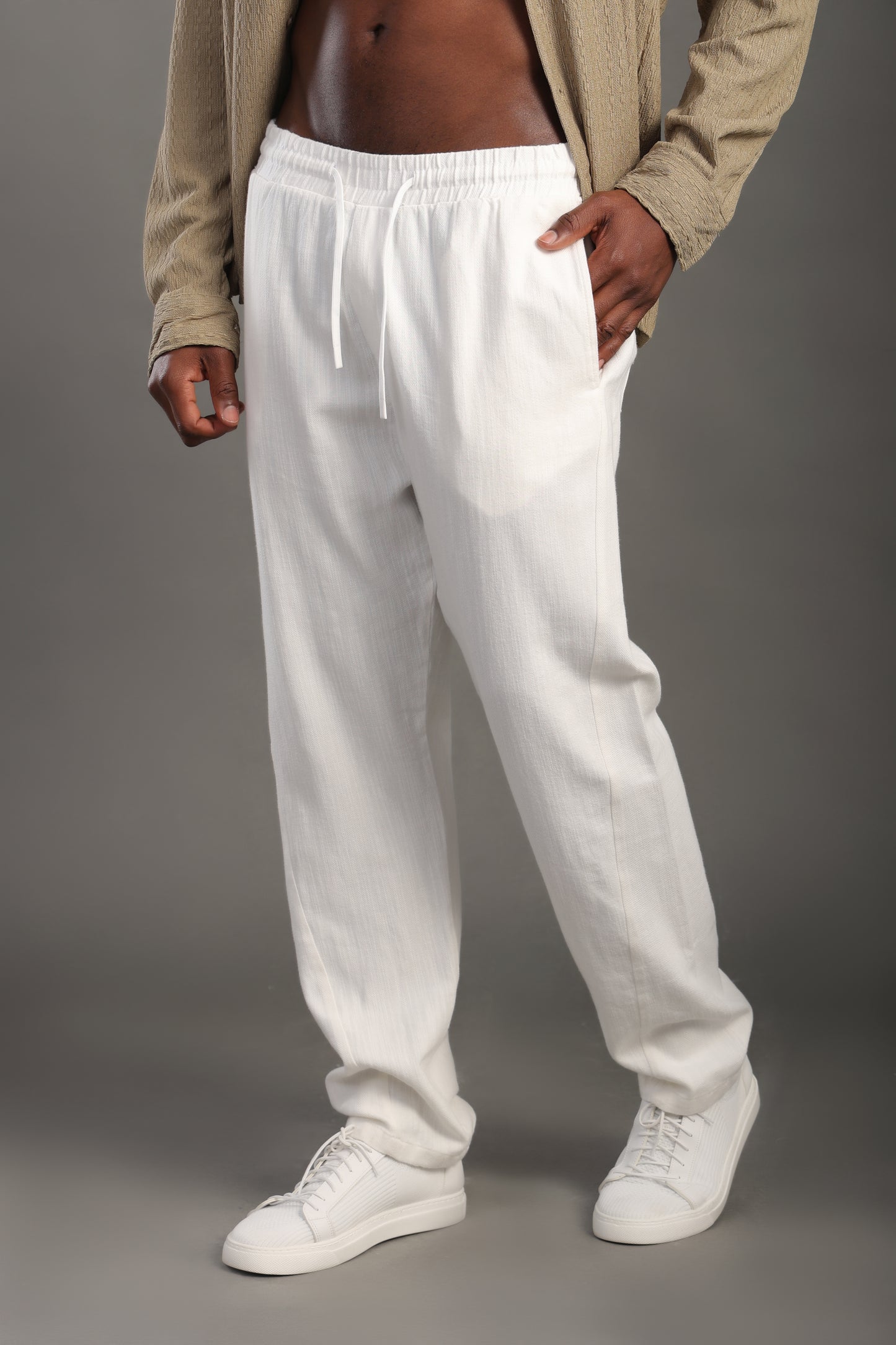 Men's White Regular Fit Trousers
