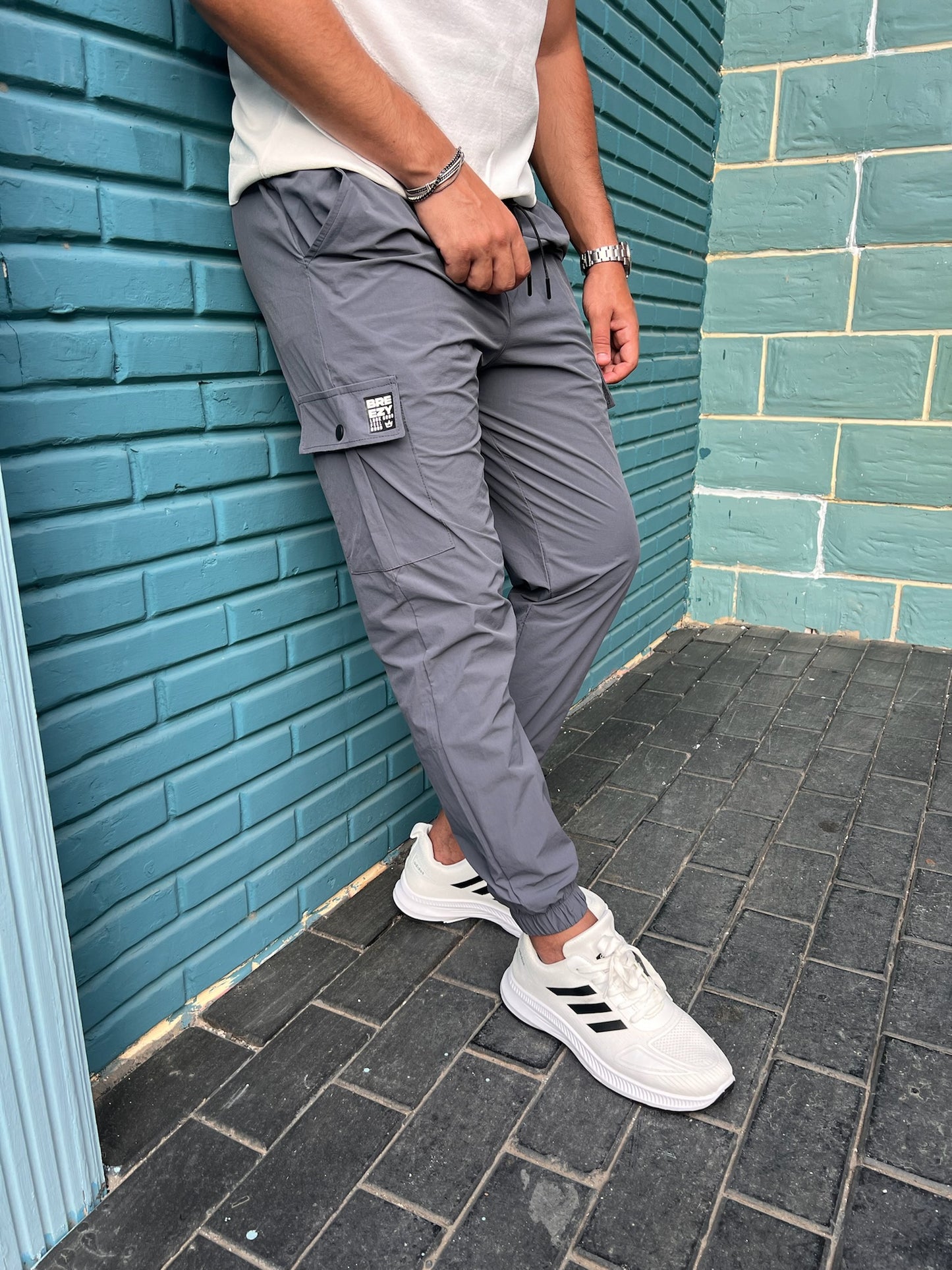 Men's Slimline Joggers Trousers In Gray