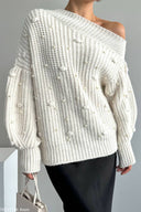 Women's Oversize Off-Shoulder Knited Pullover In Off White