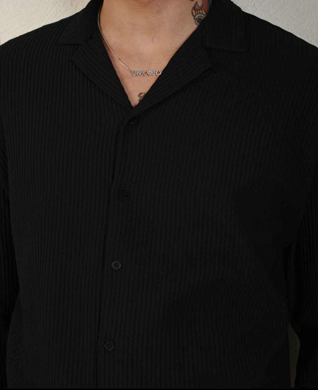 Men's Black Long Sleeve Pleated Shirt