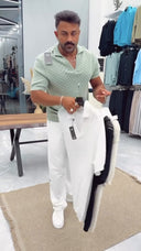 Men's Black Crochet V Neck Collar T-shirt